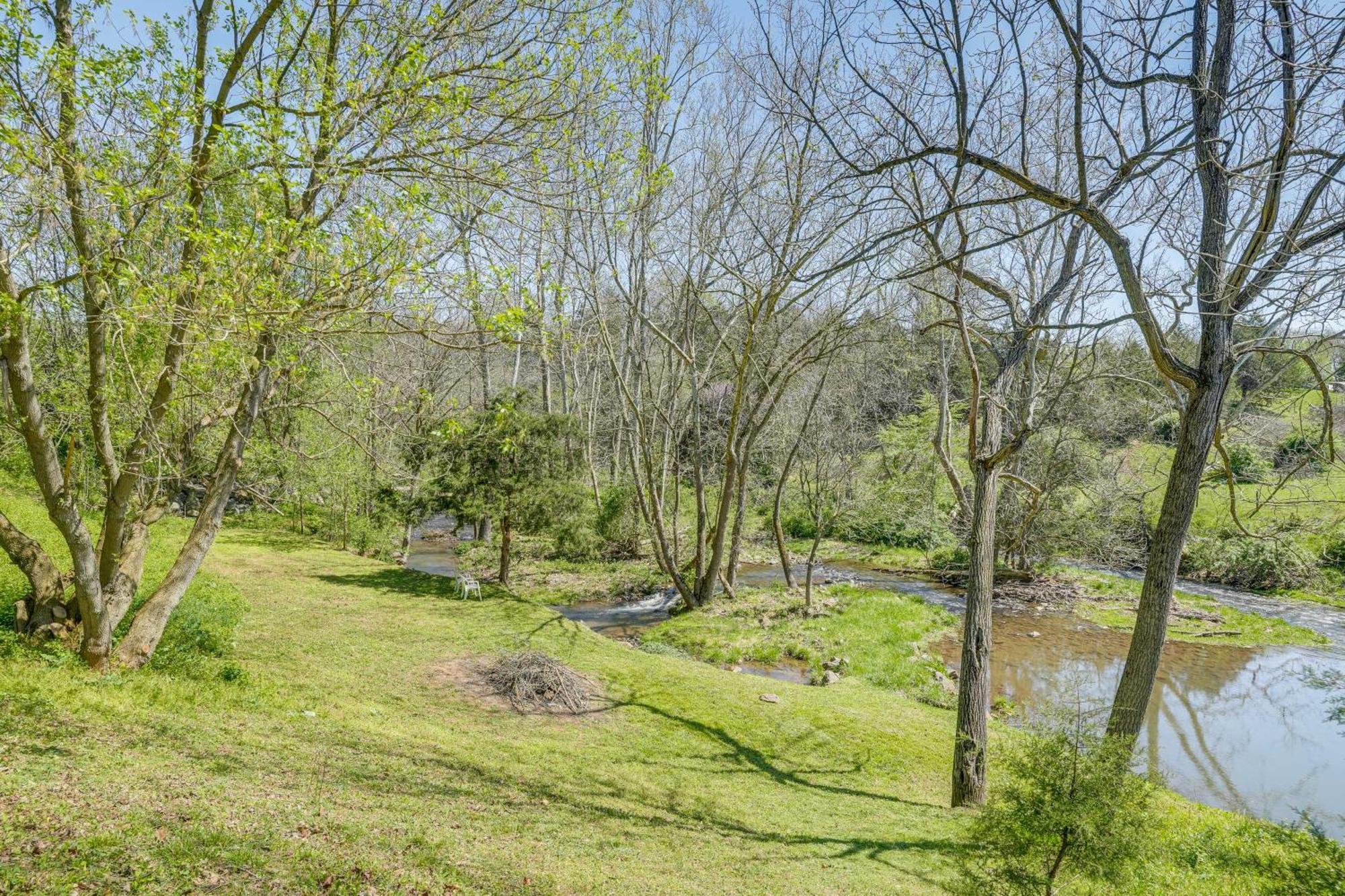 Waterfront Virginia Retreat With Canoe, Pets Welcome Rileyville Zewnętrze zdjęcie